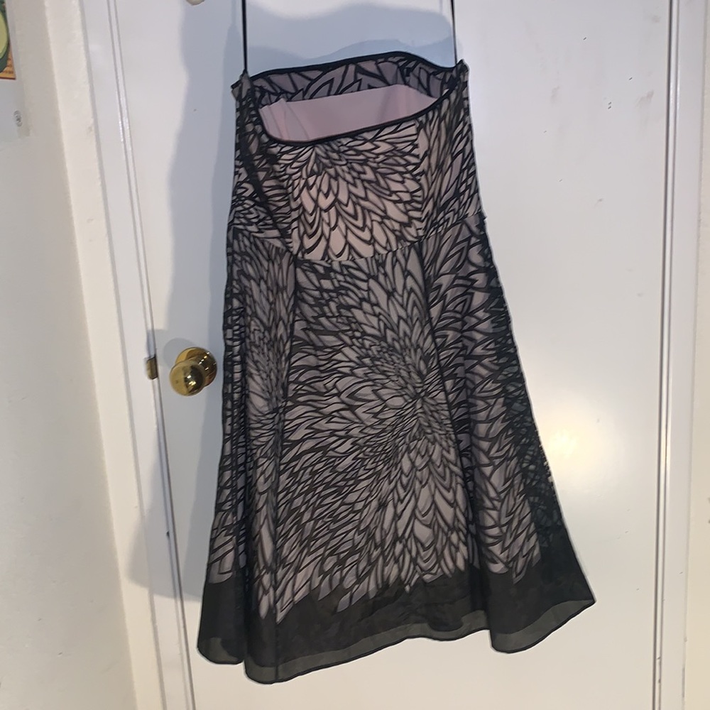 NWT WHBM floral overlay lined corset bodice fit and flare beautiful dress - Picture 3 of 3
